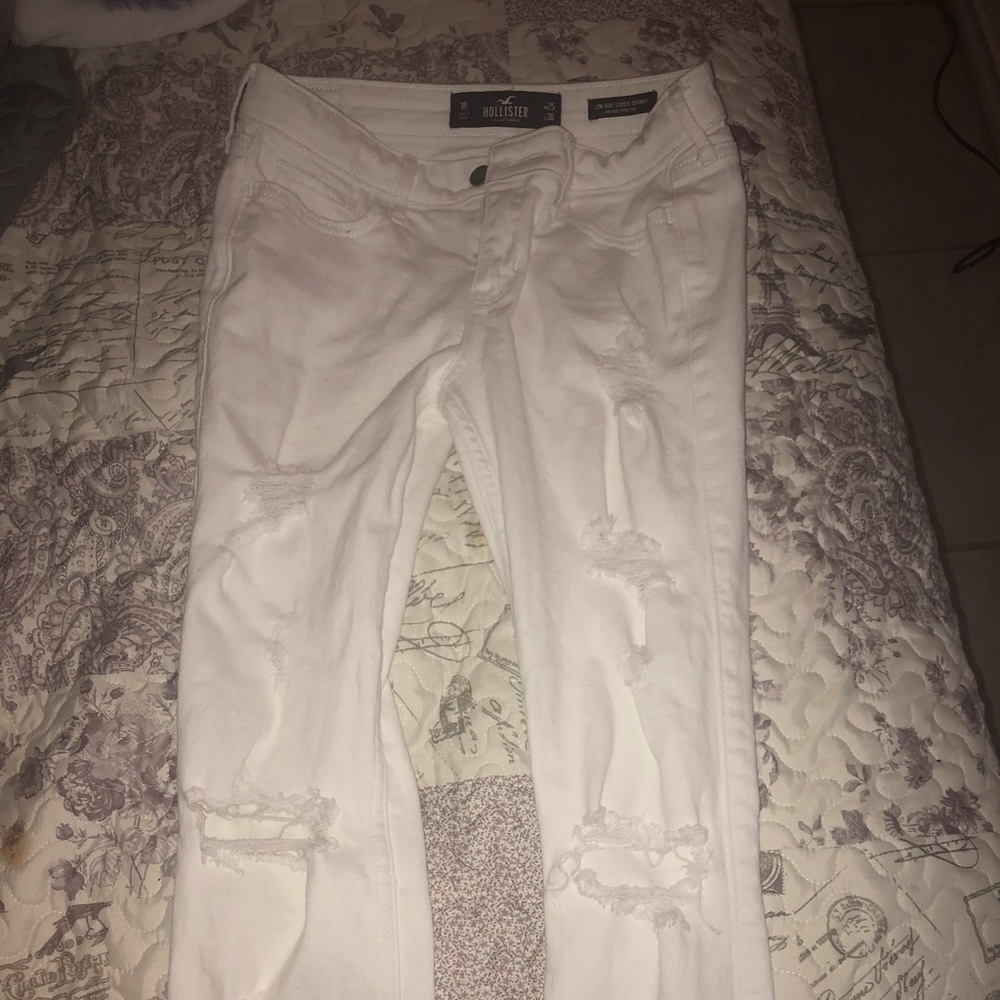 white ripped skinny jeans